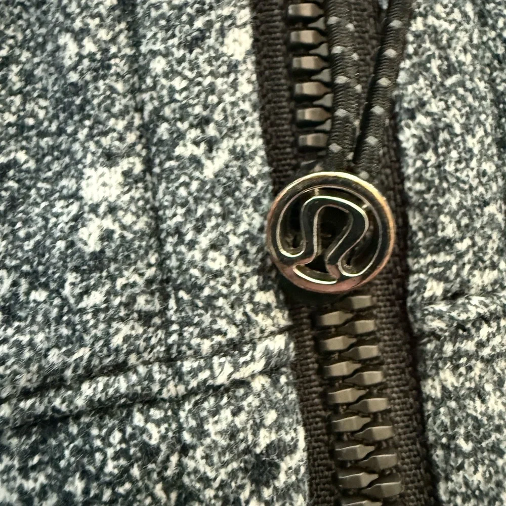 Lululemon Scuba Speckle Gray Full Zip-Up Hoodie - Picture 5 of 8